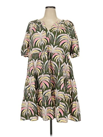 Crown & Ivy Casual Dress (view 1)