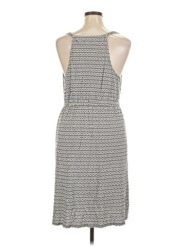 Old Navy Casual Dress (view 2)