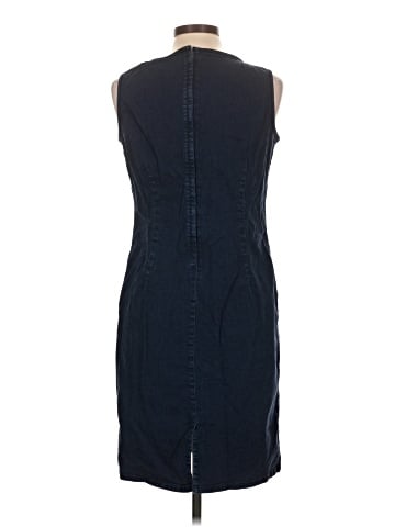 Lizwear by Liz Claiborne Casual Dress (view 2)