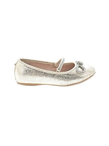 Nina Flats (view 1)