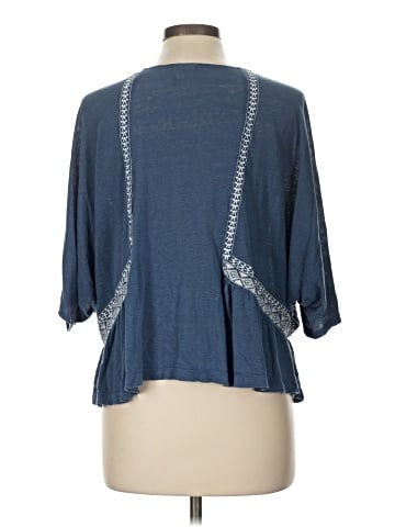 Akemi + Kin 3/4 Sleeve Top (view 2)