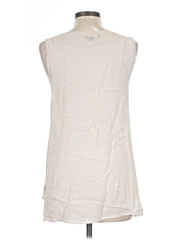 Vince. Sleeveless Silk Top (view 2)