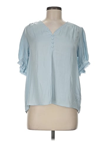 Cupcakes & Cashmere Short Sleeve Blouse (view 1)