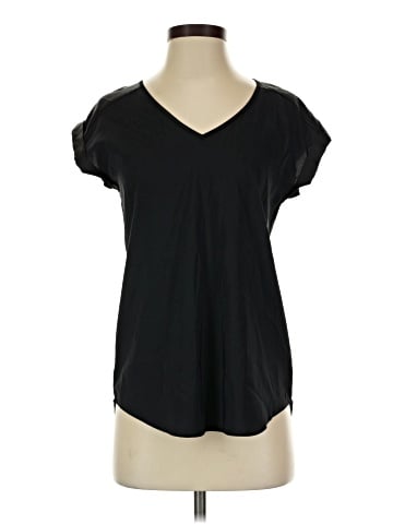 Express Outlet Short Sleeve Top (view 1)