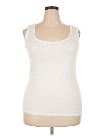 St. John's Bay Tank Top (view 1)