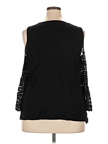 Roz & Ali Sleeveless T-Shirt (view 2)