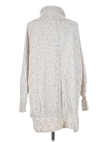 Jessica Simpson Poncho (view 2)