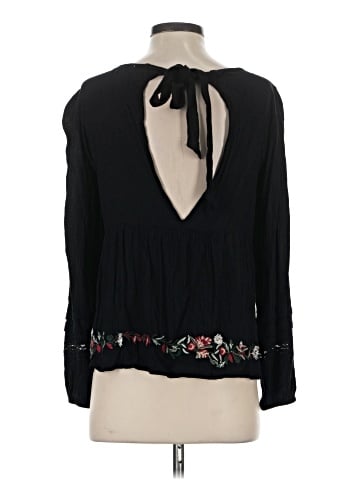 American Eagle Outfitters Long Sleeve Blouse (view 2)
