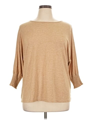 Dokotoo 3/4 Sleeve Top (view 1)