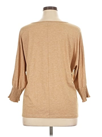 Dokotoo 3/4 Sleeve Top (view 2)