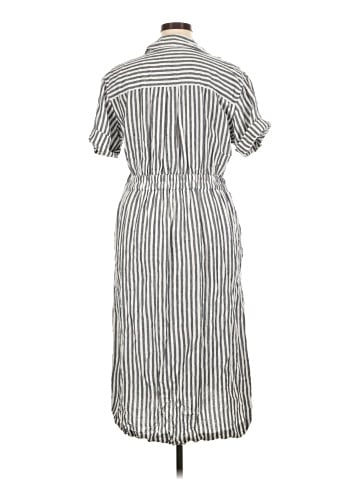Banana Republic Factory Store Casual Dress (view 2)