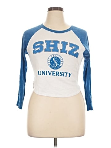 Hot Topic 3/4 Sleeve T-Shirt (view 1)