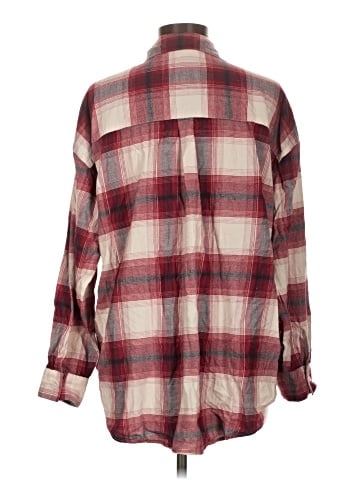 Forever 21 Long Sleeve Button-Down Shirt (view 2)