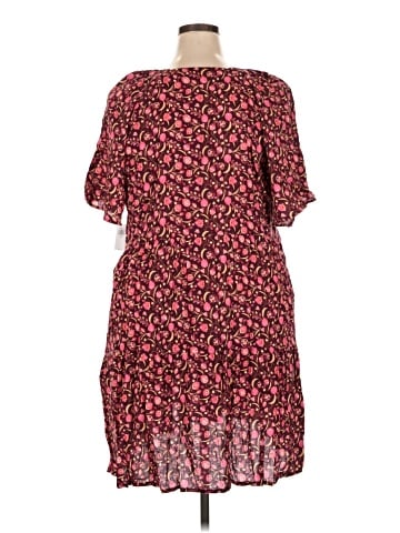 Old Navy Casual Dress (view 2)