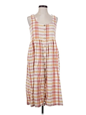 Urban Outfitters Casual Dress (view 1)