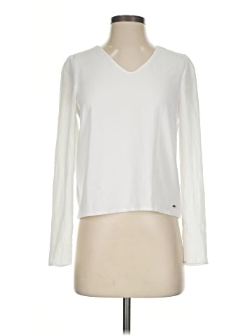 T Tahari Long Sleeve T-Shirt (view 1)