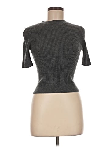 Uniqlo Short Sleeve Top (view 1)