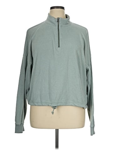 American Eagle Outfitters Long Sleeve Turtleneck (view 1)