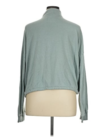 American Eagle Outfitters Long Sleeve Turtleneck (view 2)
