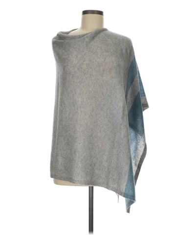 Celeste Poncho (view 1)
