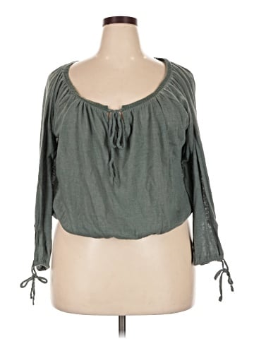 O'Neill 3/4 Sleeve Blouse (view 1)