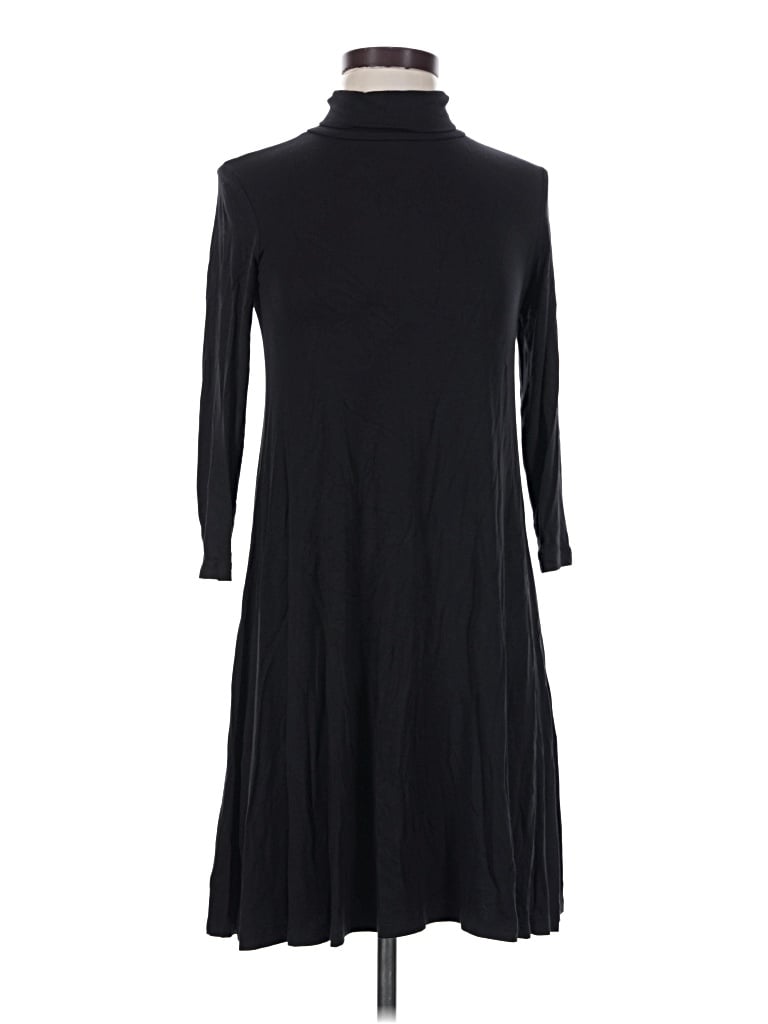 Pre-owned Amour Vert Casual Dress In Black