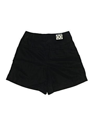 Gap Shorts (view 2)