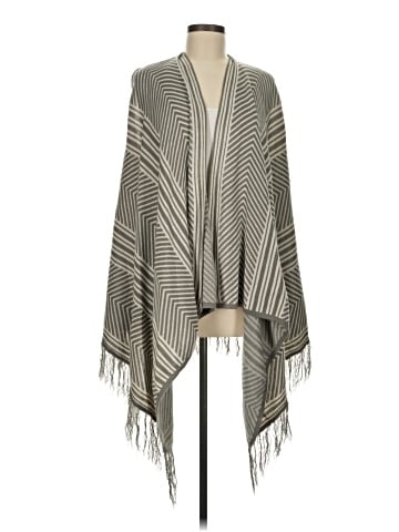 Do Everything in Love Poncho (view 1)