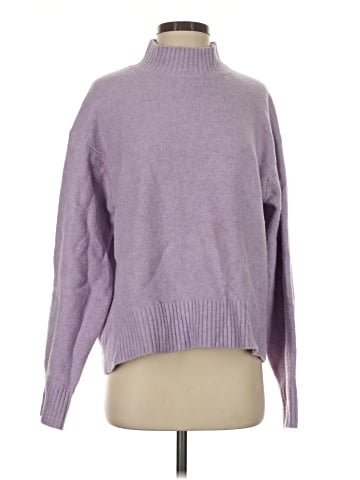 Uniqlo Turtleneck Sweater (view 1)