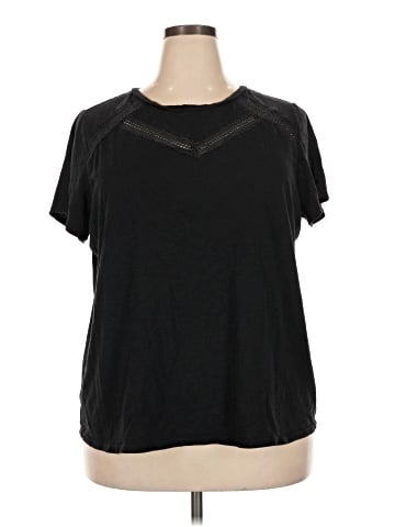 Liz Claiborne Short Sleeve T-Shirt (view 1)