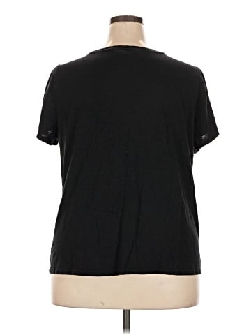 Liz Claiborne Short Sleeve T-Shirt (view 2)