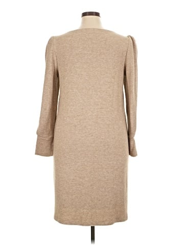 Julia Jordan Casual Dress (view 2)