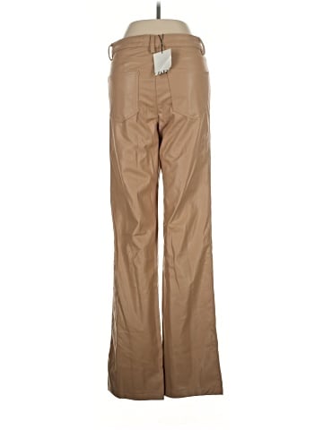 Zara Khakis (view 2)