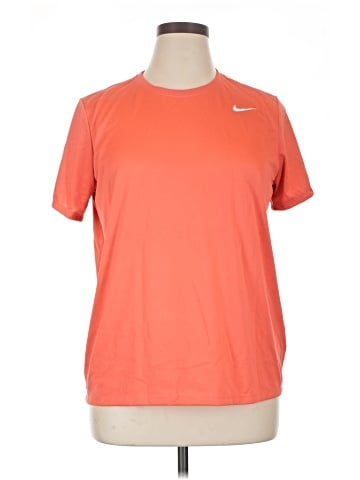 Nike Active T-Shirt (view 1)