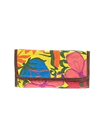 Unbranded Wallet (view 1)