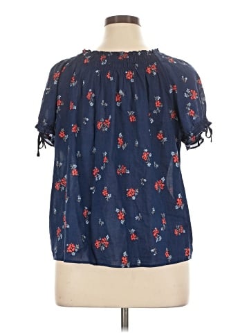 Sonoma Goods for Life Short Sleeve Blouse (view 2)