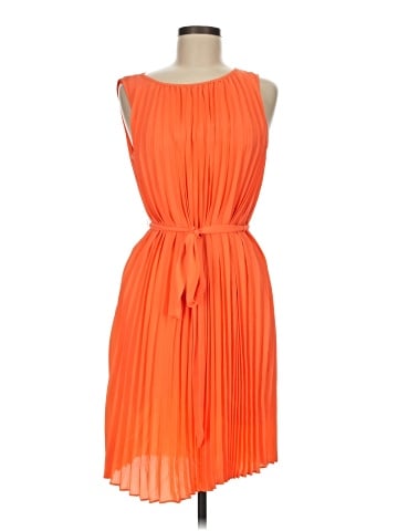 Banana Republic Cocktail Dress (view 1)