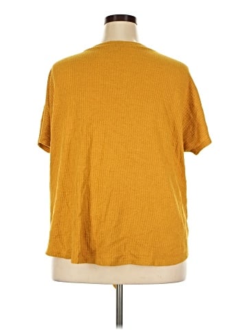 Torrid Short Sleeve Top (view 2)