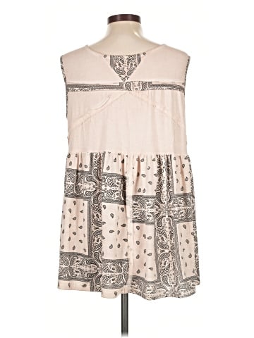 Pol Sleeveless Blouse (view 2)