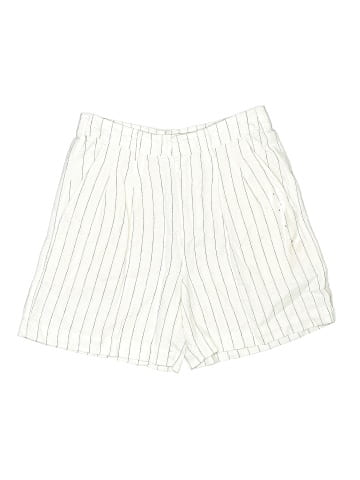 Gap Shorts (view 1)