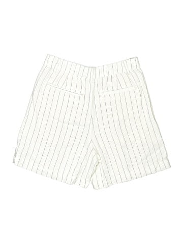 Gap Shorts (view 2)