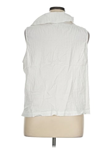 Liv Sleeveless Blouse (view 2)