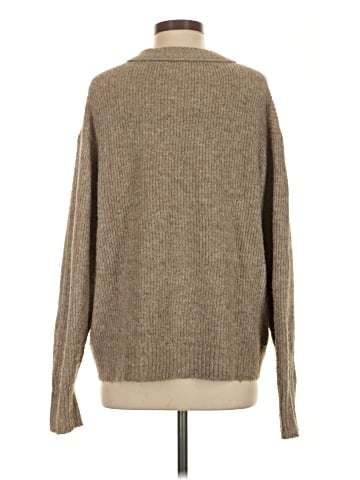American Eagle Outfitters Pullover Sweater (view 2)