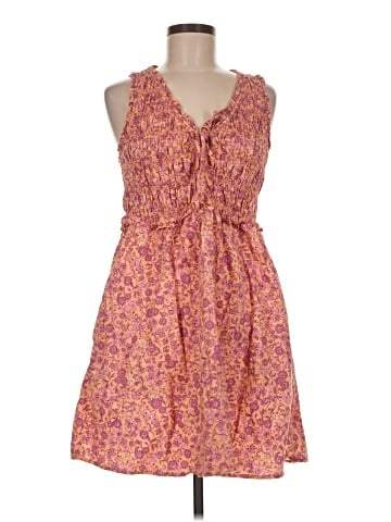 Old Navy Casual Dress (view 1)
