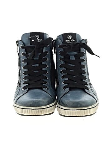 Munro American Sneakers (view 2)