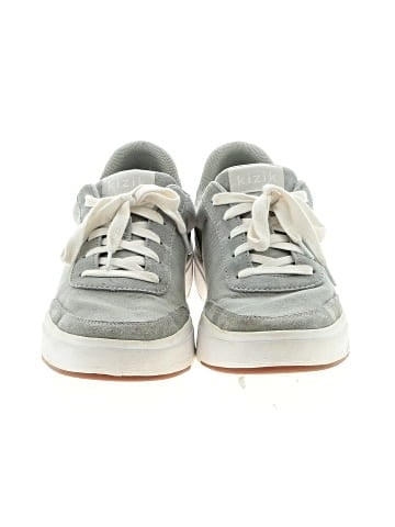 KIZIK Sneakers (view 2)