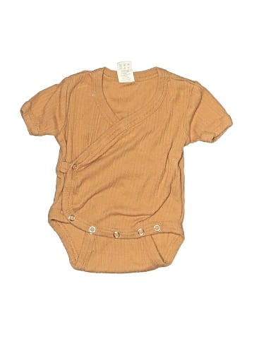 Kate Quinn Organics Short Sleeve Onesie (view 1)
