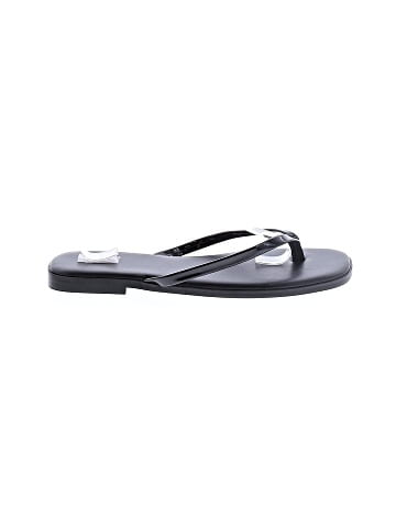 Gap Flip Flops (view 1)