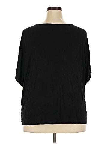 Old Navy 3/4 Sleeve T-Shirt (view 2)