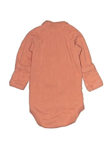 Kate Quinn Organics Long Sleeve Onesie (view 2)